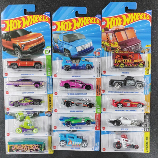 Hot Wheels 2025 Set of 15 Cars ( N Case -15.2)